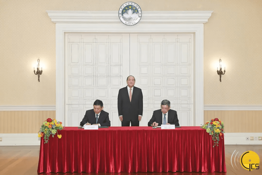 2025年新澳门天天彩正版免费,澳门是中国的一个特别行政区，以其独特的文化、历史和经济背景而闻名。近年来，随着科技的快速发展和互联网的普及，博彩行业也在不断创新和发展。澳门作为一个世界知名的旅游胜地和博彩城市，吸引了众多游客和投资者的关注。本文将介绍关于澳门博彩行业的一些信息，特别是关于澳门天天彩正版免费的相关内容。同时，我们将探讨未来的发展趋势以及它对澳门经济和社会的可能影响。